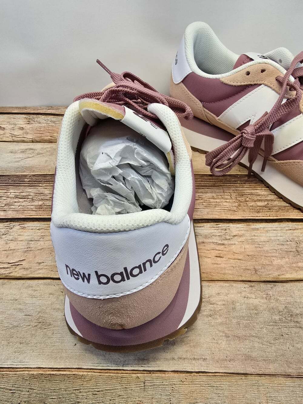 New Balance 237v1 Sneakers Women's 10.5 Vintage Rose Beige Running Shoes ZPO490 - Picture 4 of 9